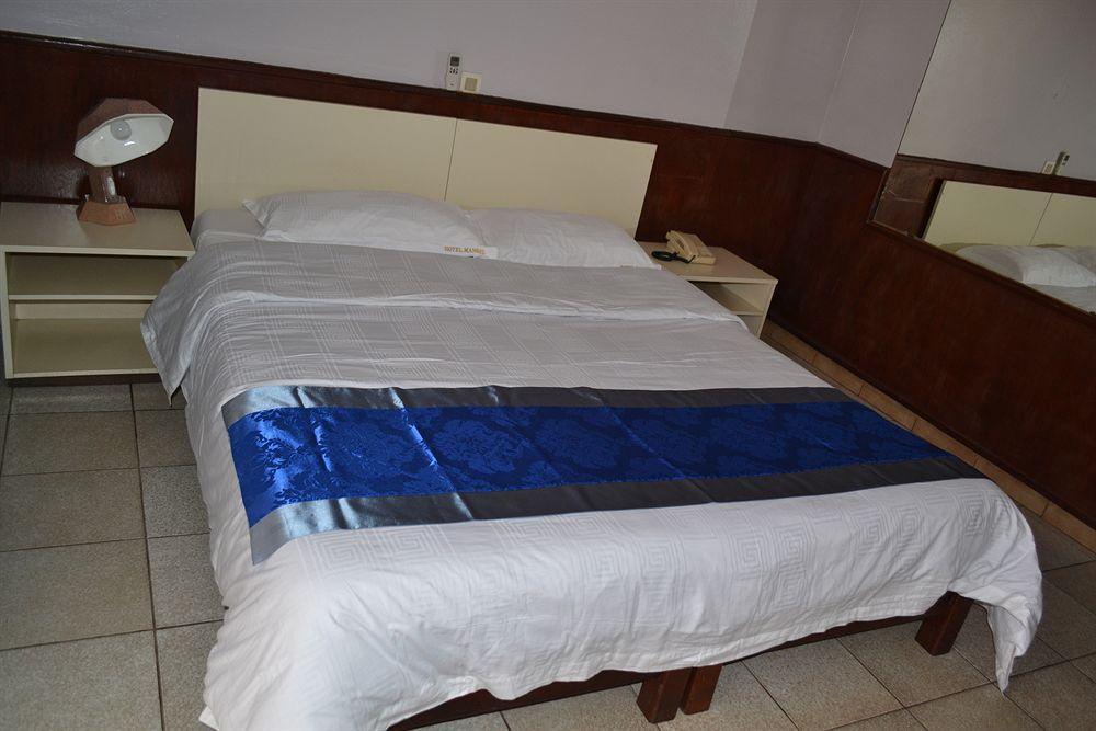 Hotel Mansel Yaoundé Exterior foto